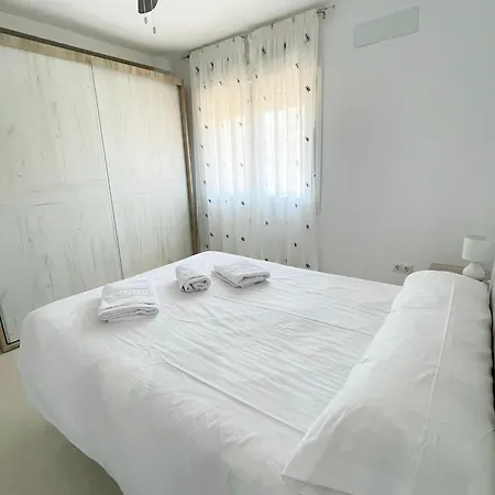 Amplio Apartamento En By Bebalmy * توريمولينوس